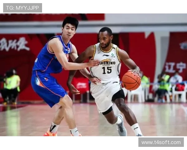 张镇麟出战32分钟高效7中4贡献10分3板3助攻攻防全面